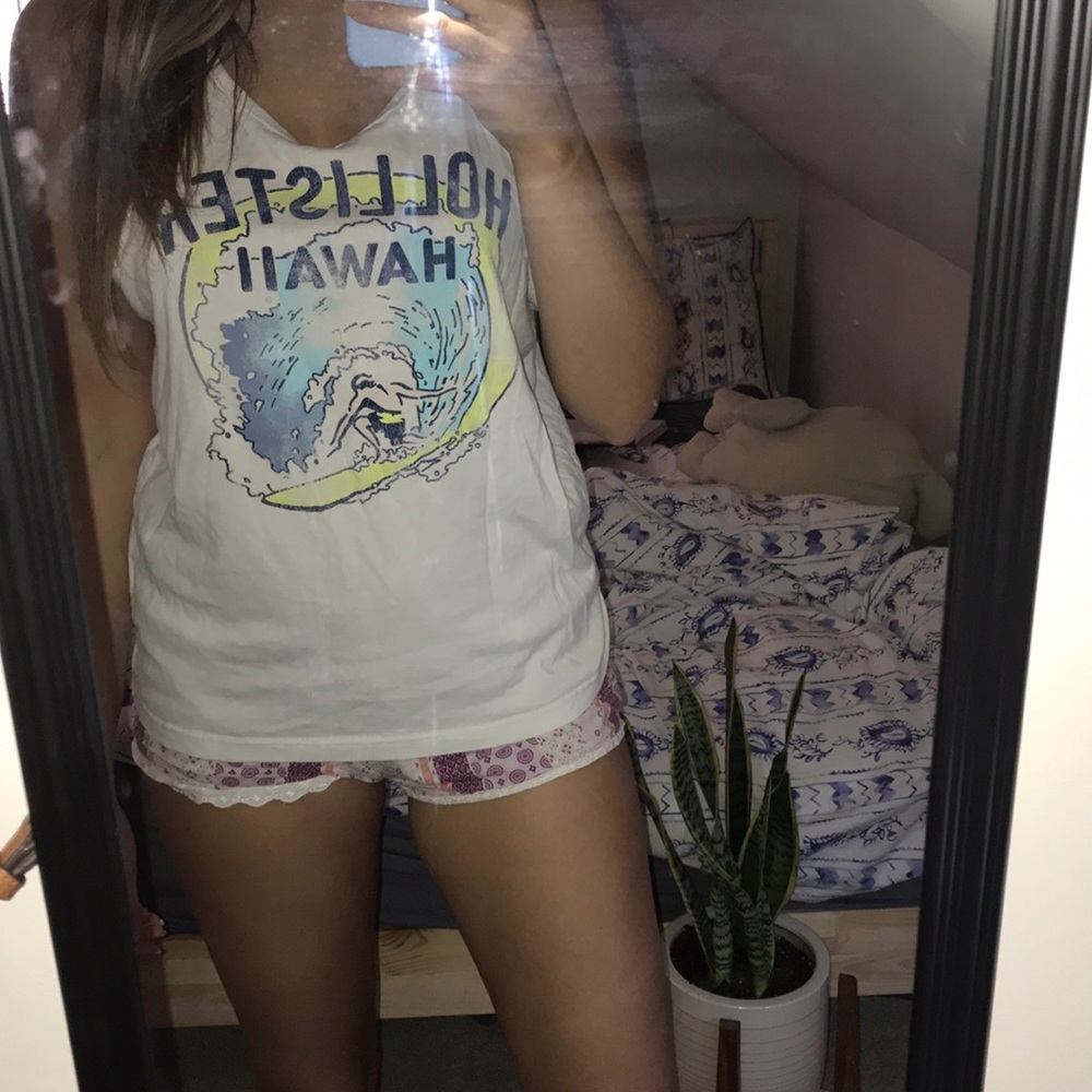 hollister hawaii tank